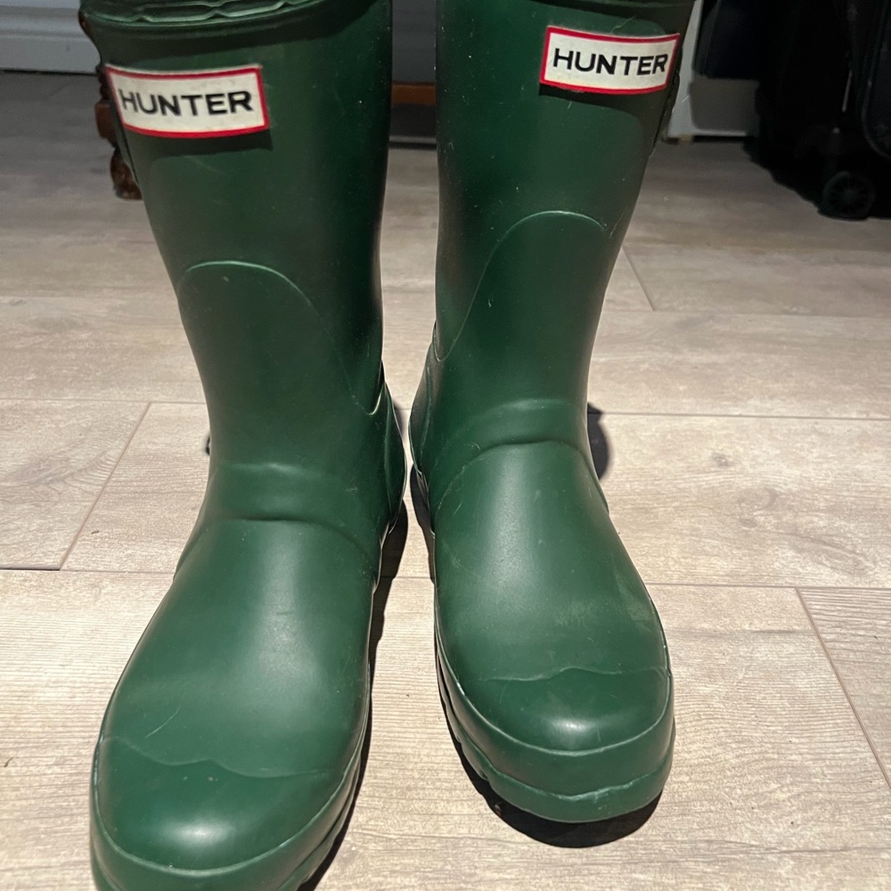 Hunter Woman’s Green Waterproof Rain Boots